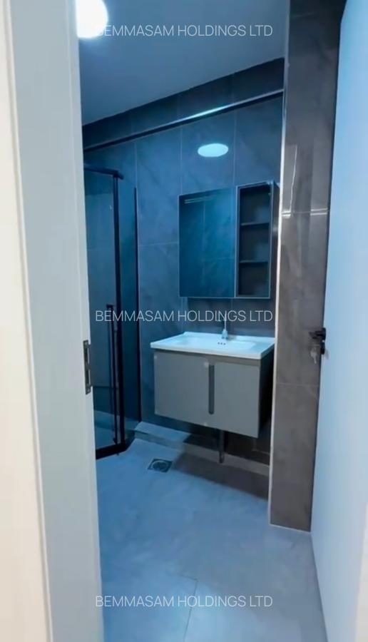 1 Bed Apartment with En Suite at Wood Avenue - 11