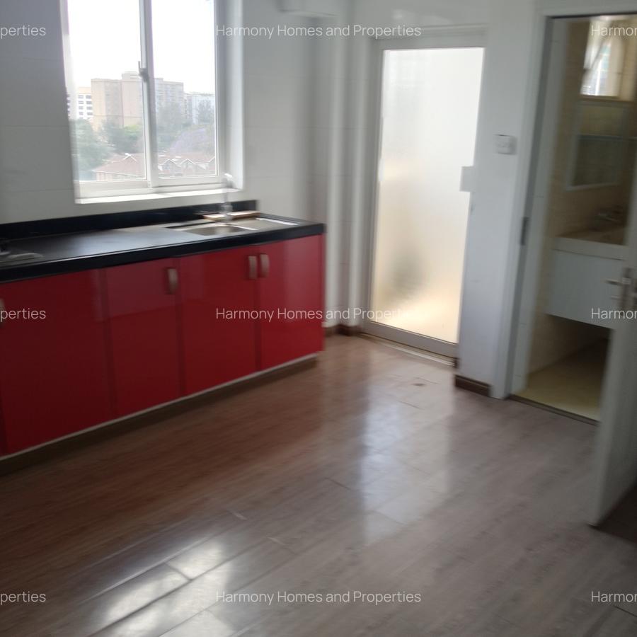 3 Bed Apartment with En Suite at Raphta Road - 12