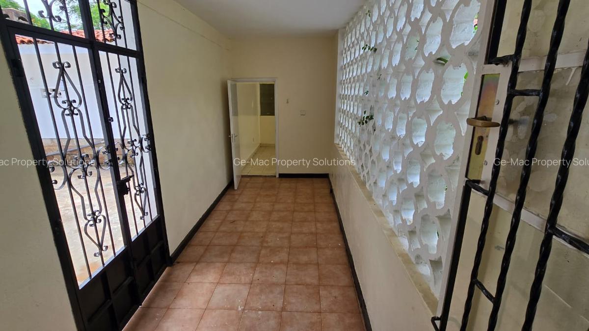 5,000 ft² Commercial Property with Service Charge Included in Gigiri - 15