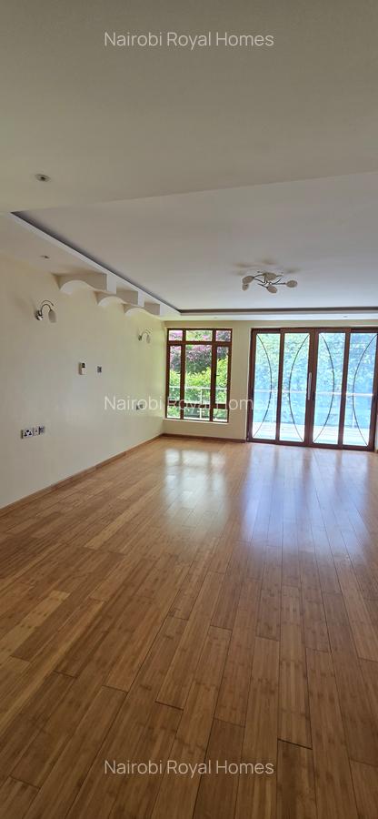 5 Bed Townhouse with En Suite at Convent Drive - 15