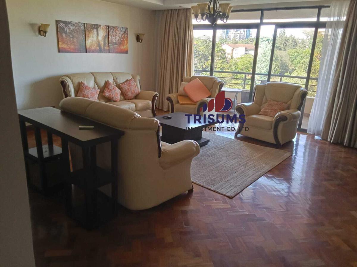 3 Bed Apartment with En Suite at Riverside - 1