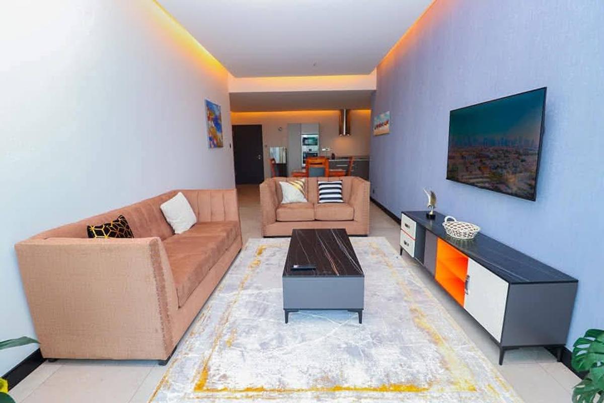 Serviced 2 Bed Apartment with En Suite at Church Road - 1