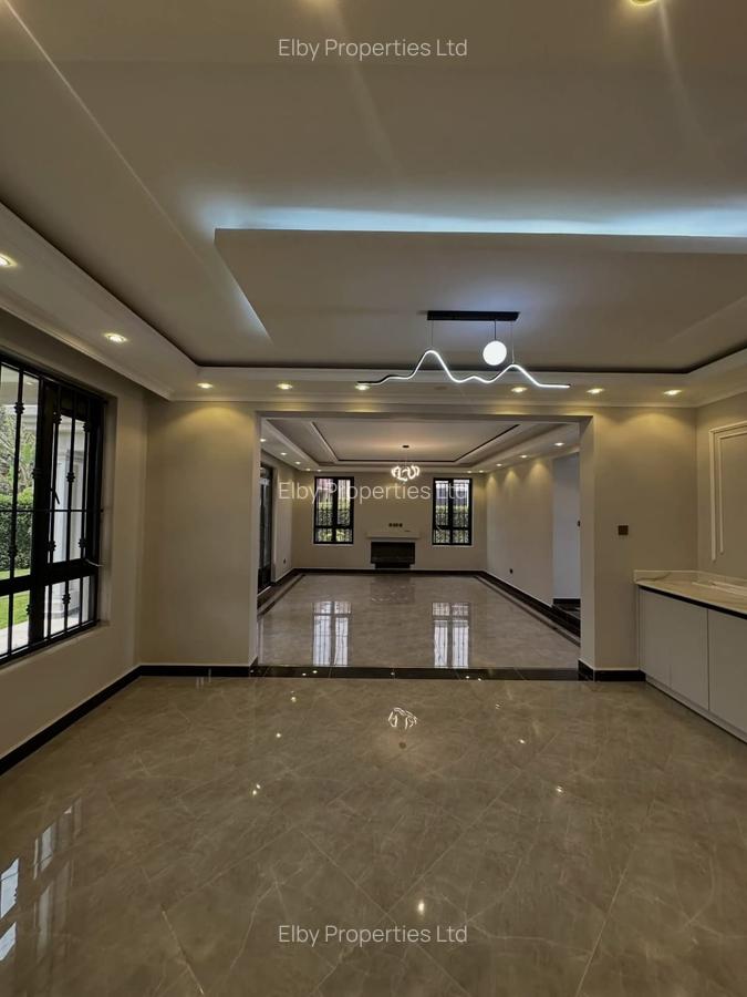 5 Bed House with En Suite in Runda - 6