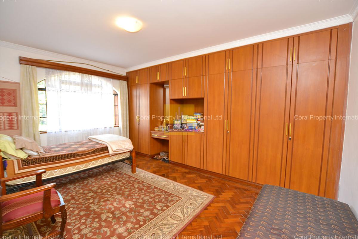 4 Bed Apartment with En Suite at Westlands - 11