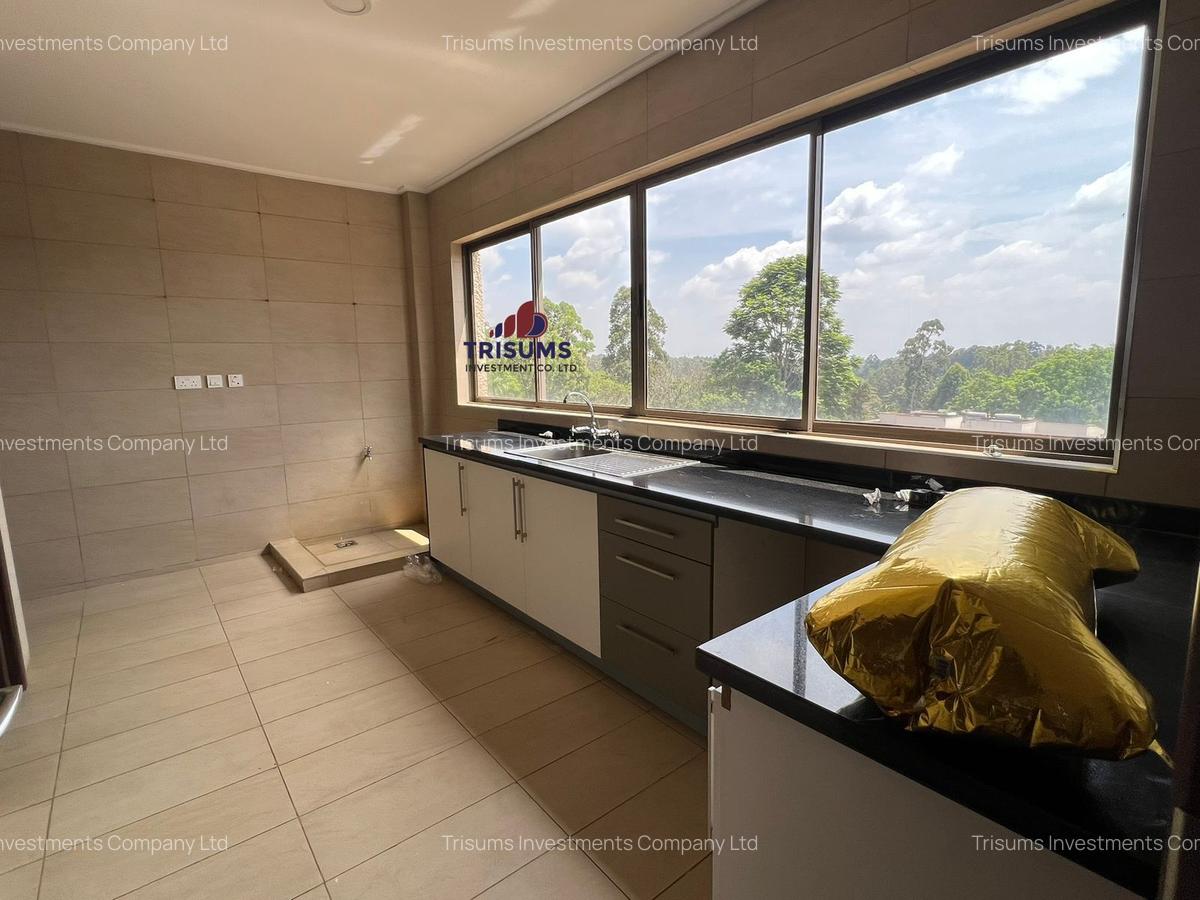 3 Bed Apartment with En Suite in Westlands Area - 14