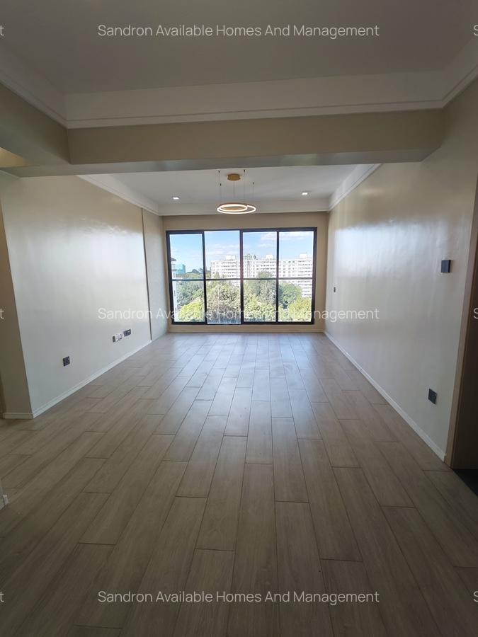 2 Bed Apartment with En Suite in Lavington - 8