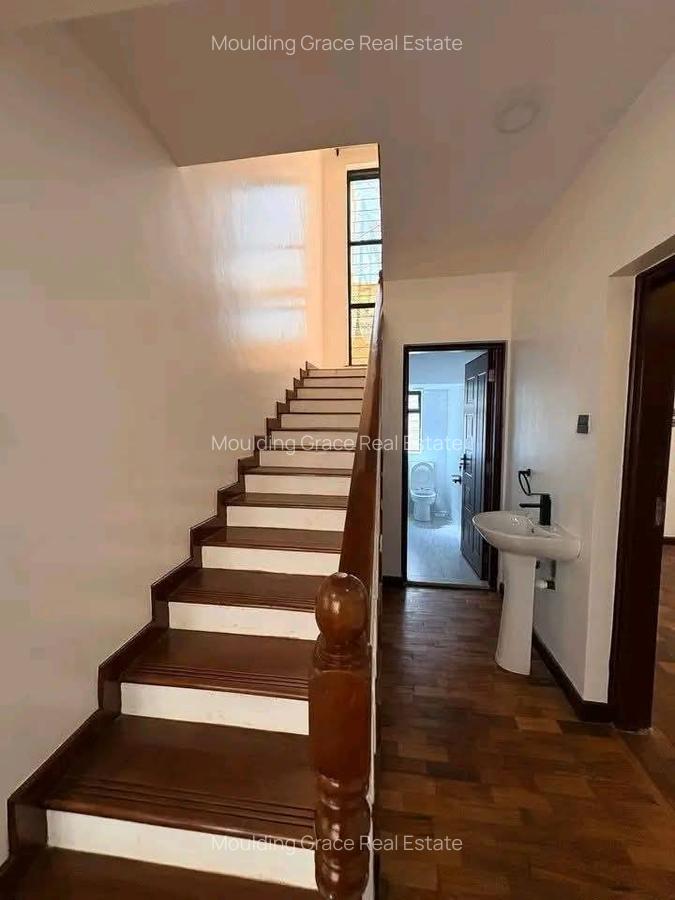 4 Bed House in Ngong - 2