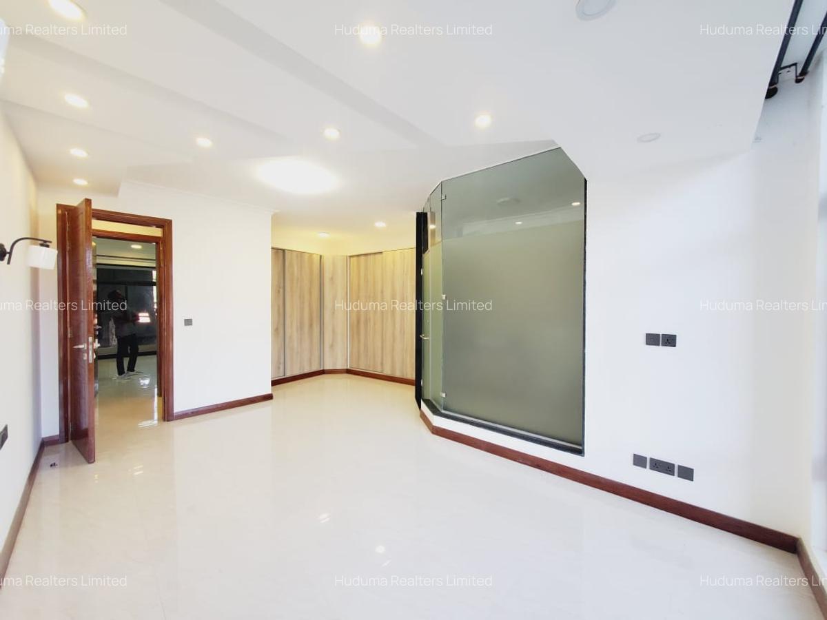 2 Bed Apartment with En Suite at Marcus Garvey - 4