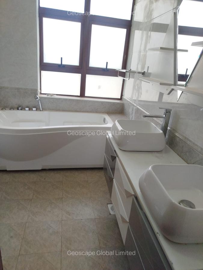 4 Bed House with En Suite in Kiambu Road - 8