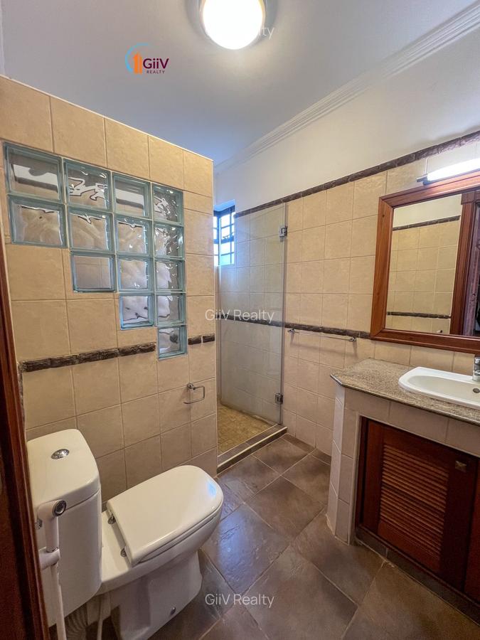 4 Bed Townhouse with Staff Quarters in Spring Valley - 12