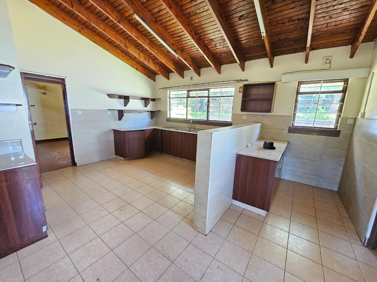 4 Bed House with En Suite in Runda - 6