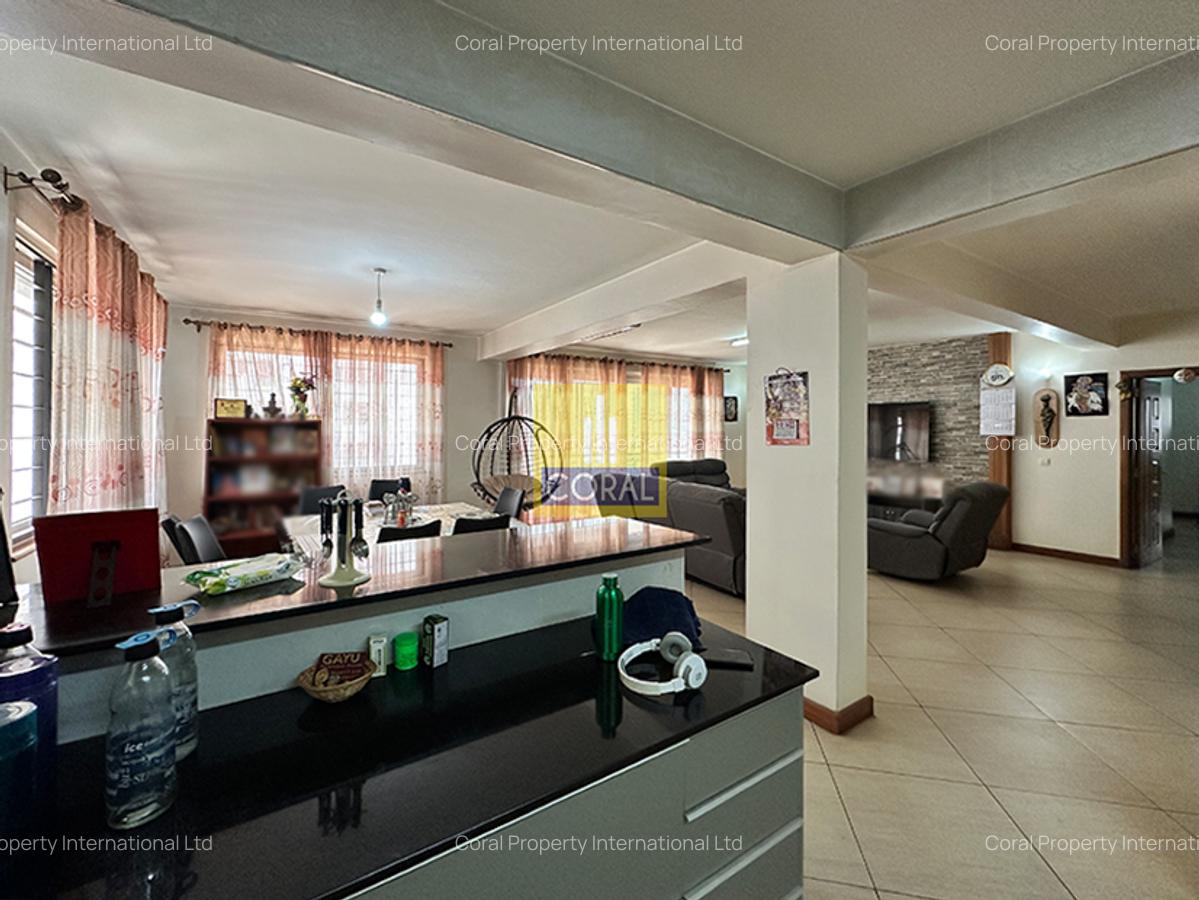 4 Bed Apartment in Parklands - 7