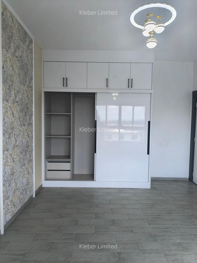 2 Bed Apartment with En Suite in Lavington - 8