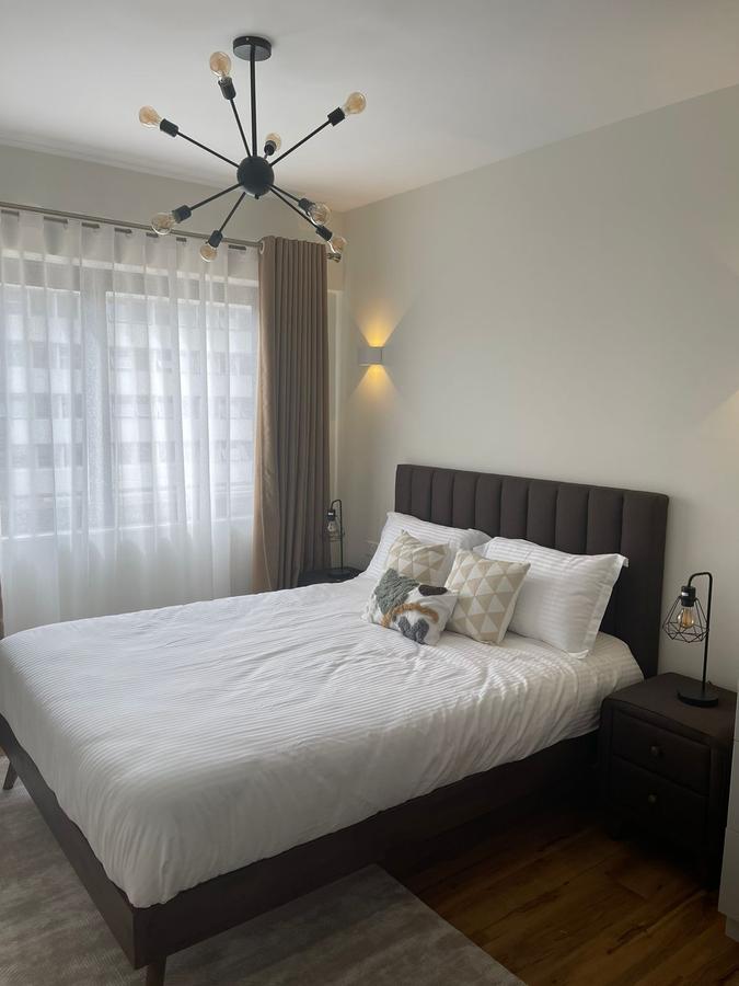 Serviced 2 Bed Apartment with En Suite in Garden Estate - 10