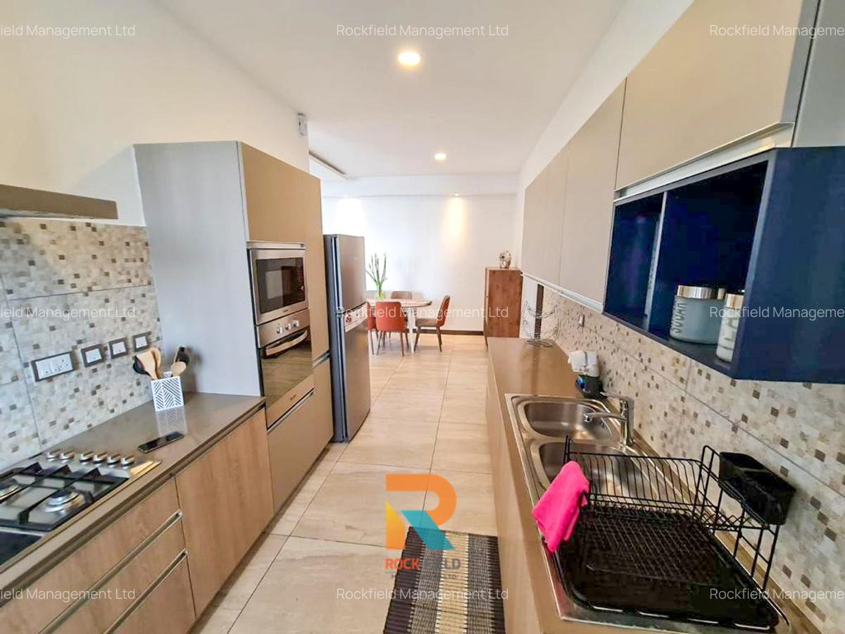 2 Bed Apartment with En Suite in General Mathenge - 5