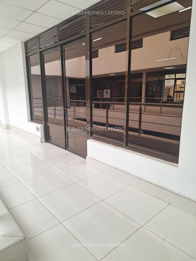 1,221 ft² Office with Lift at Adams - 9