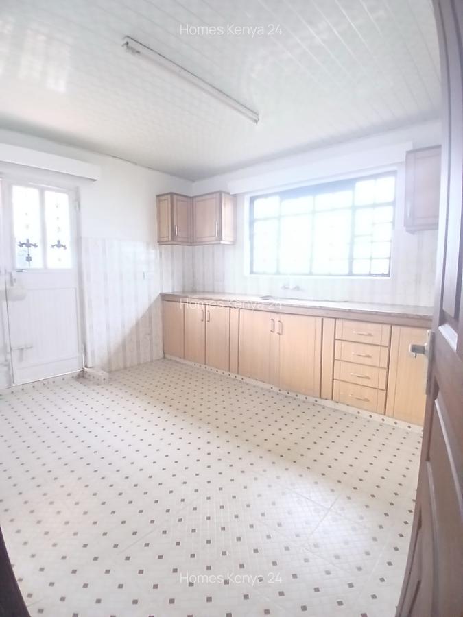 2 Bed House in Runda - 13