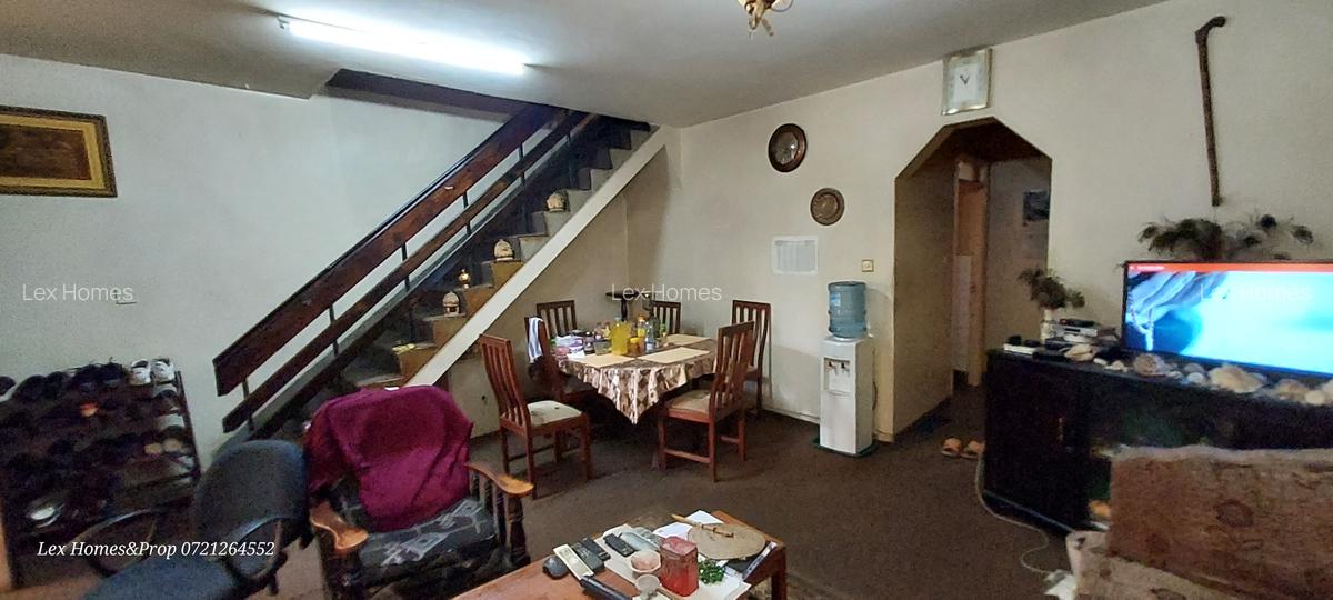 4 Bed House with En Suite at Podium Road - 5