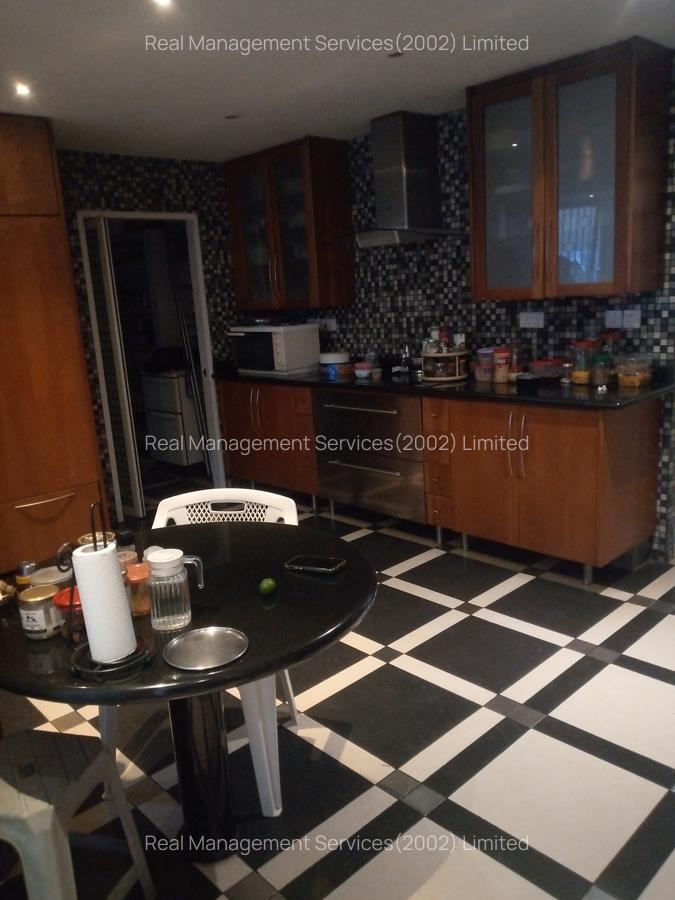 4 Bed House with En Suite at Ita Road - 6