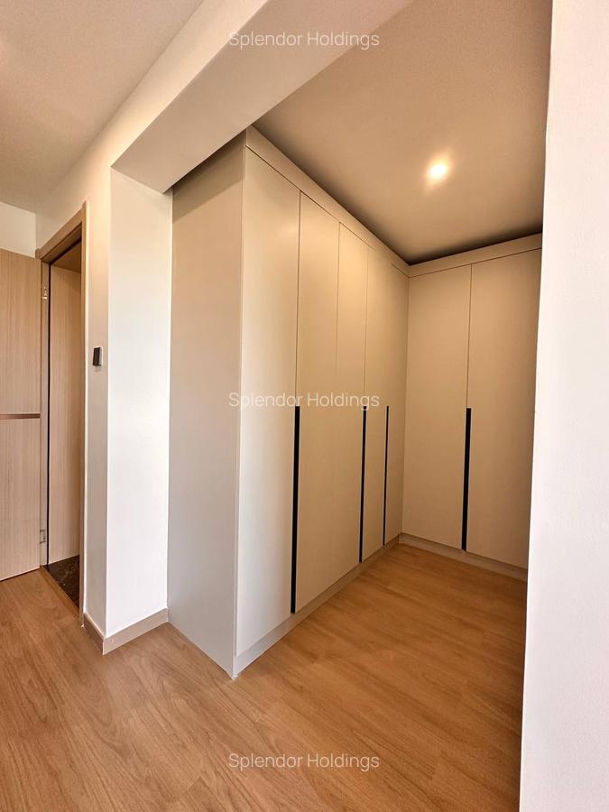 2 Bed Apartment with En Suite in Riverside - 3