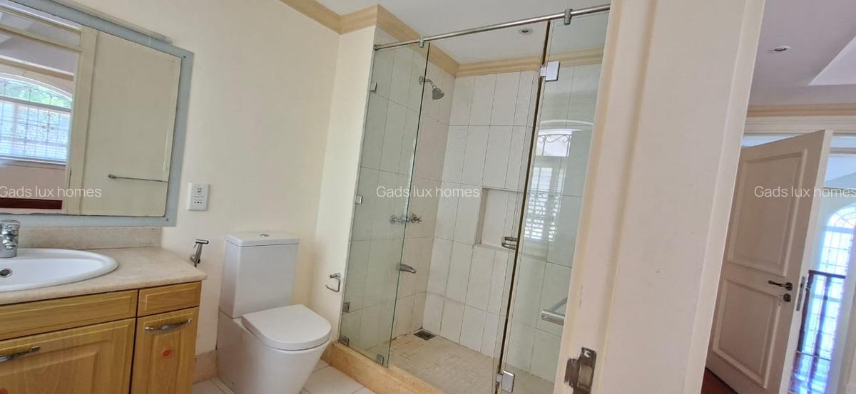 4 Bed Villa with En Suite at Kitisuru - 13