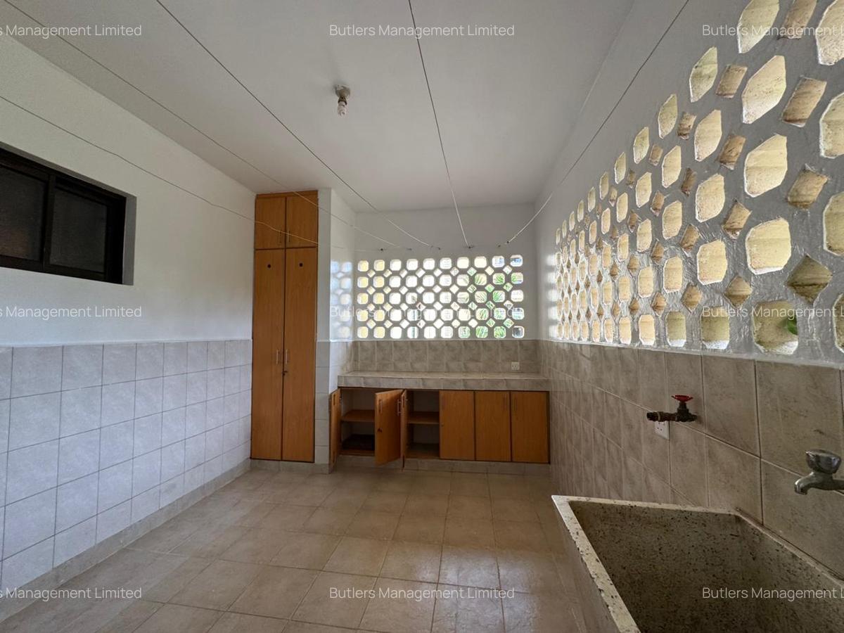 3 Bed Apartment with En Suite in Kileleshwa - 6