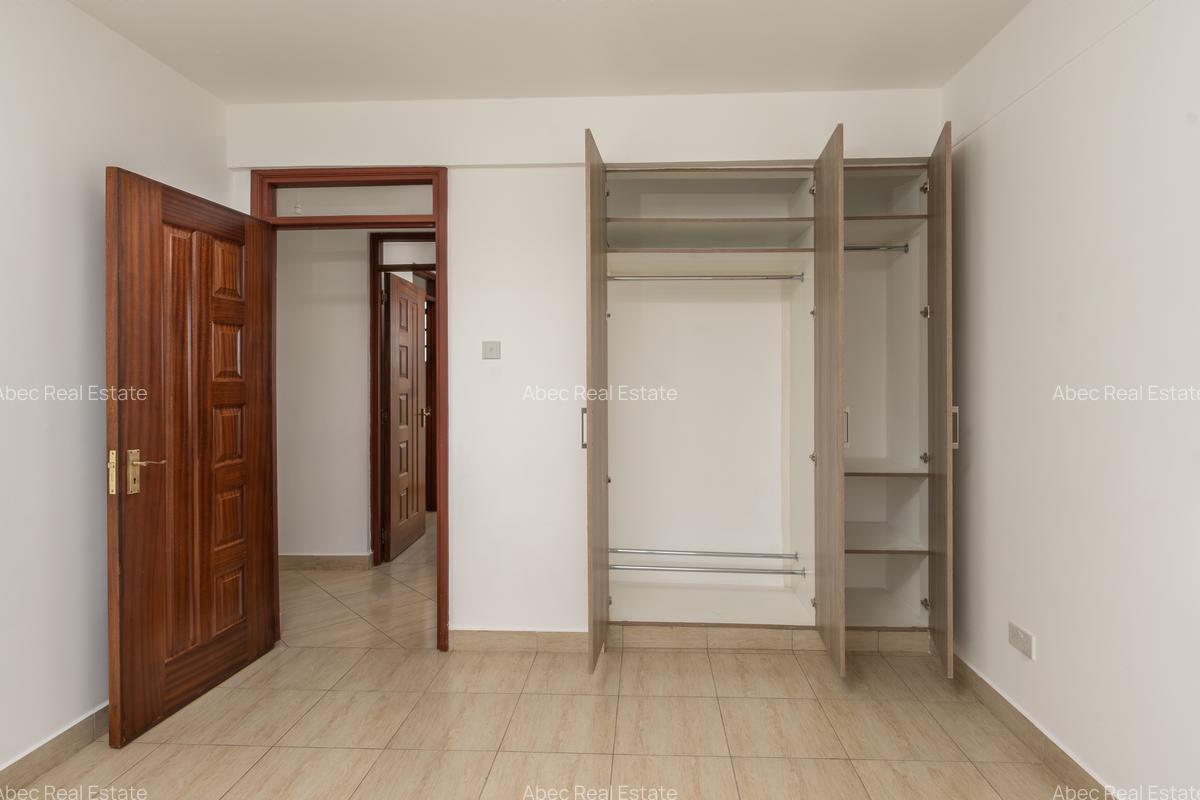 2 Bed Apartment with En Suite at Naivasha Road - 20