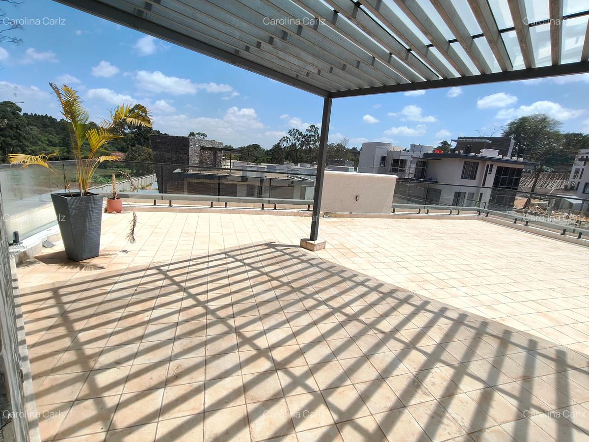 4 Bed Villa with En Suite at Westlands - 14