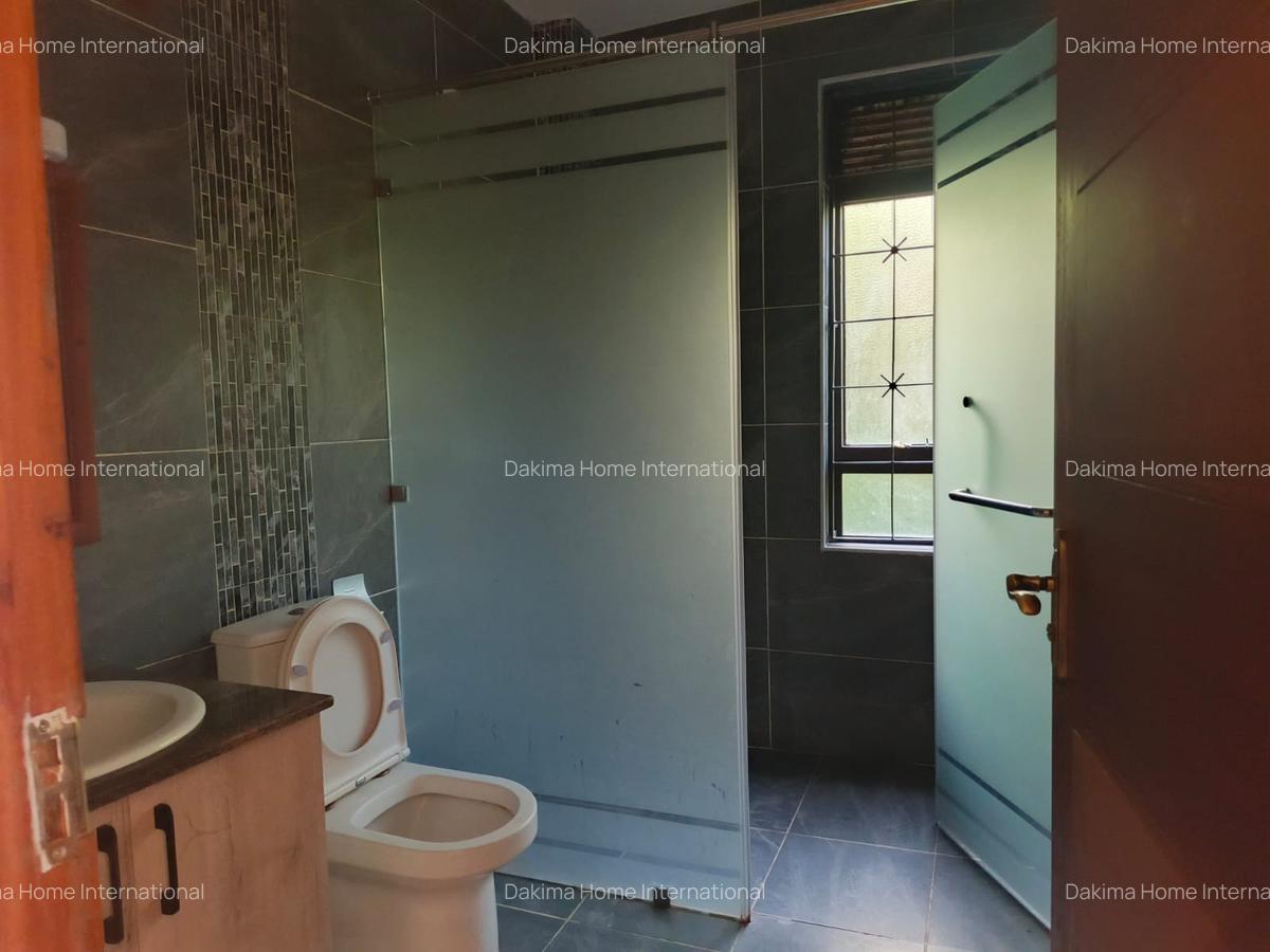 5 Bed Townhouse with En Suite in Runda - 6