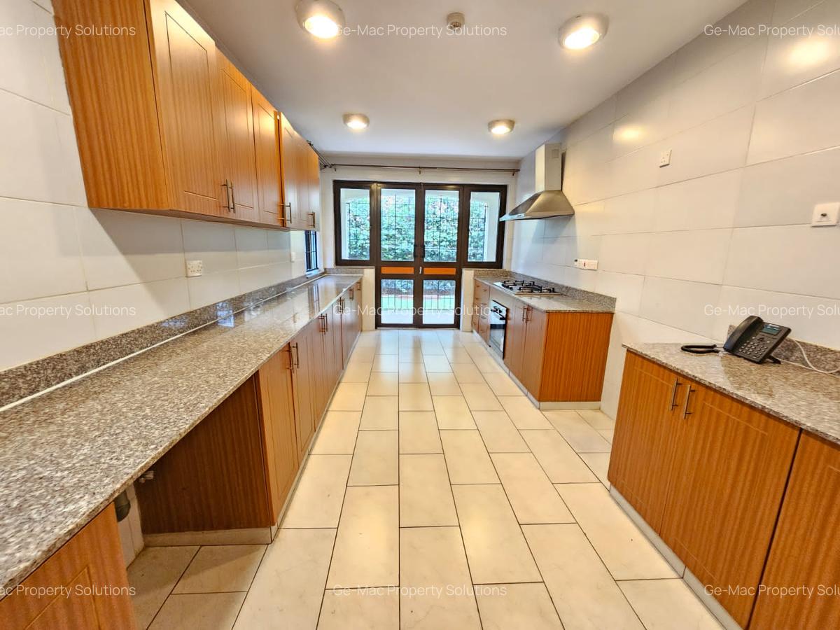 4 Bed Townhouse with En Suite in Runda - 10