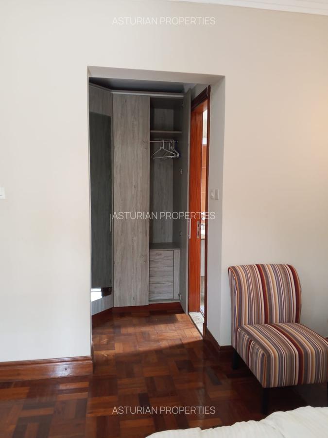 5 Bed Townhouse with En Suite in Karen - 10