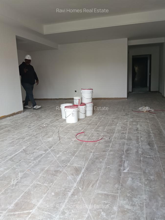 3 Bed Apartment with En Suite at Sports Road - 15