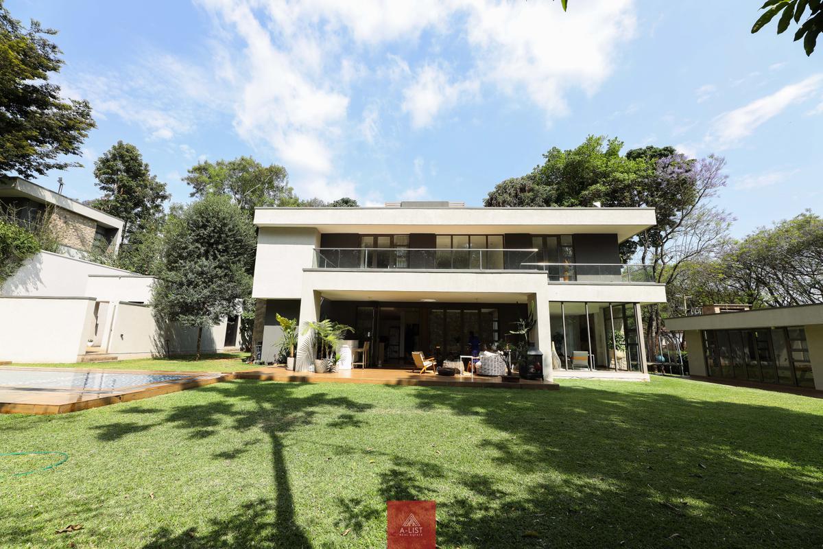 5 Bed Villa with En Suite at Miotoni - 6