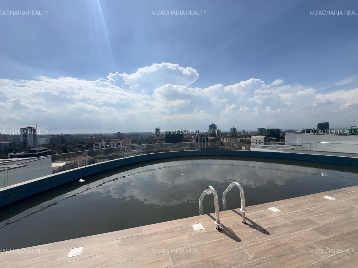 3 Bed Apartment with En Suite in Riverside - 14