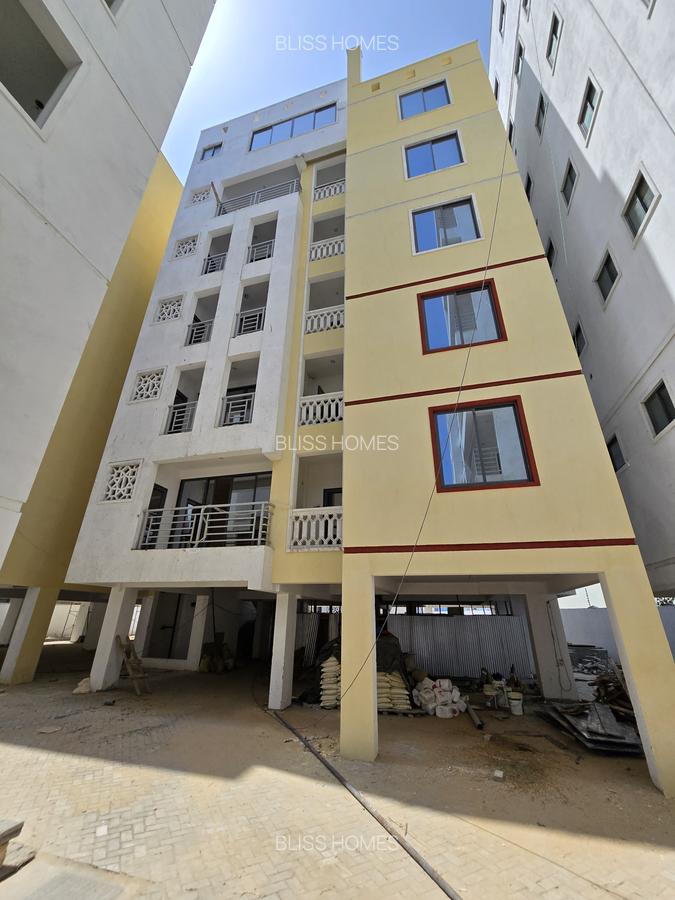 2 Bed Apartment with En Suite at Behind City Mall - 12