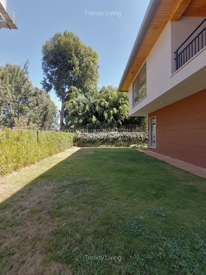 5 Bed Townhouse with En Suite in Lavington - 9