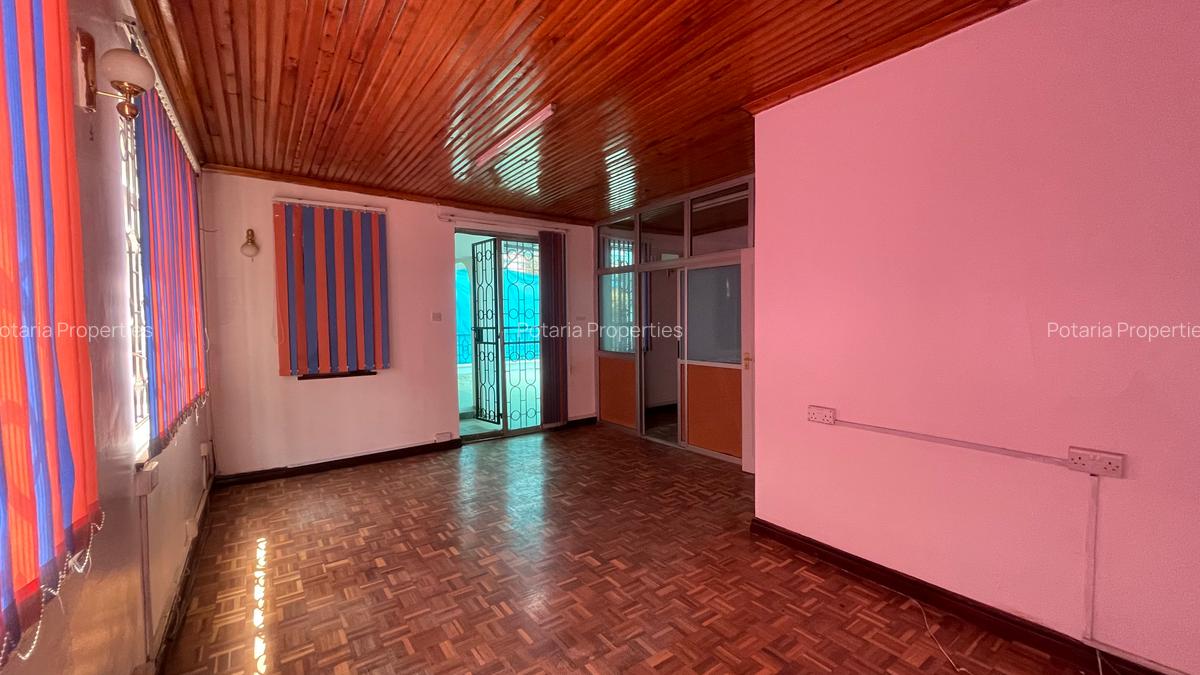 Commercial Property with Service Charge Included in Lavington - 17