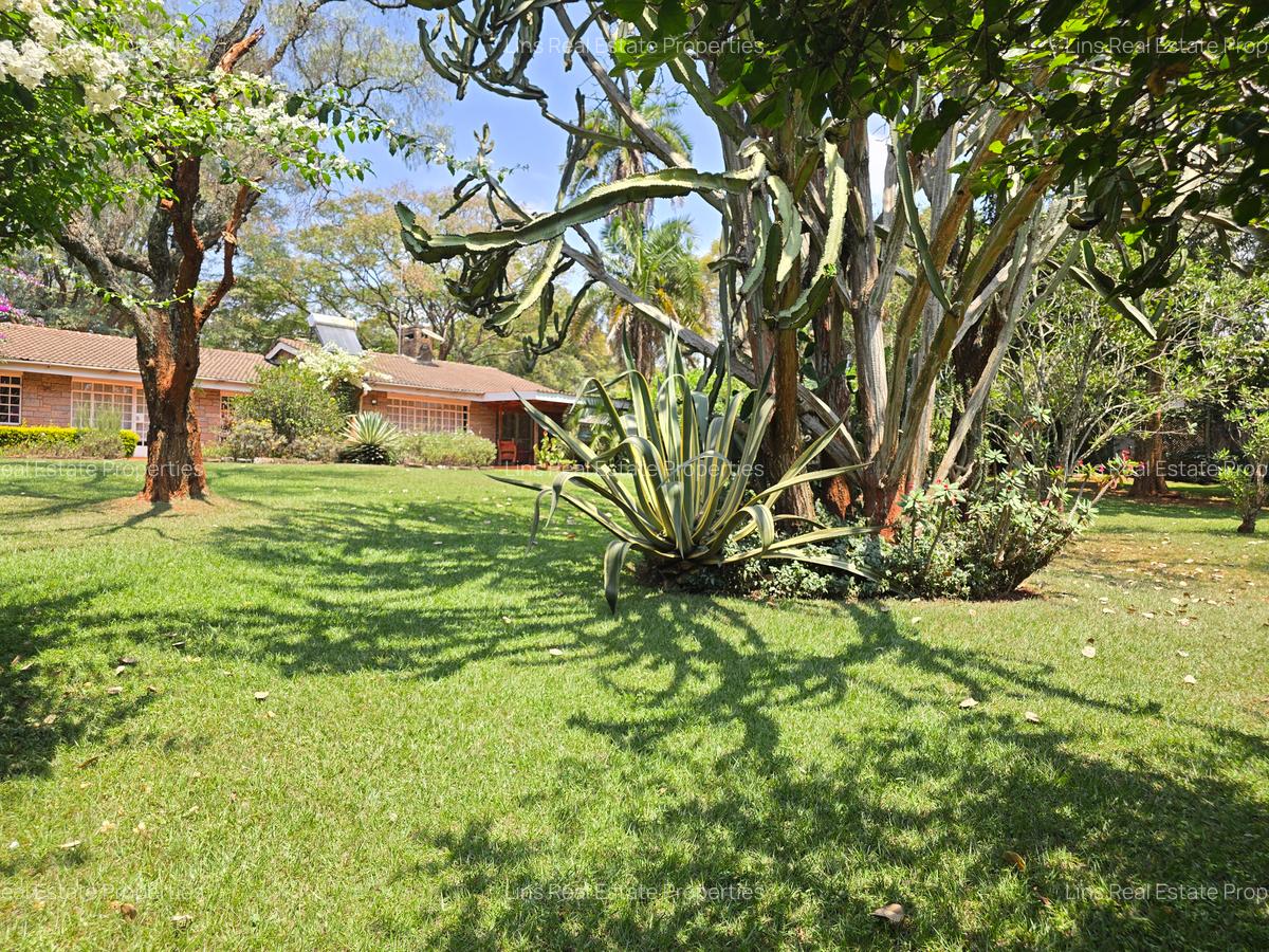 4 Bed House with En Suite in Runda - 4