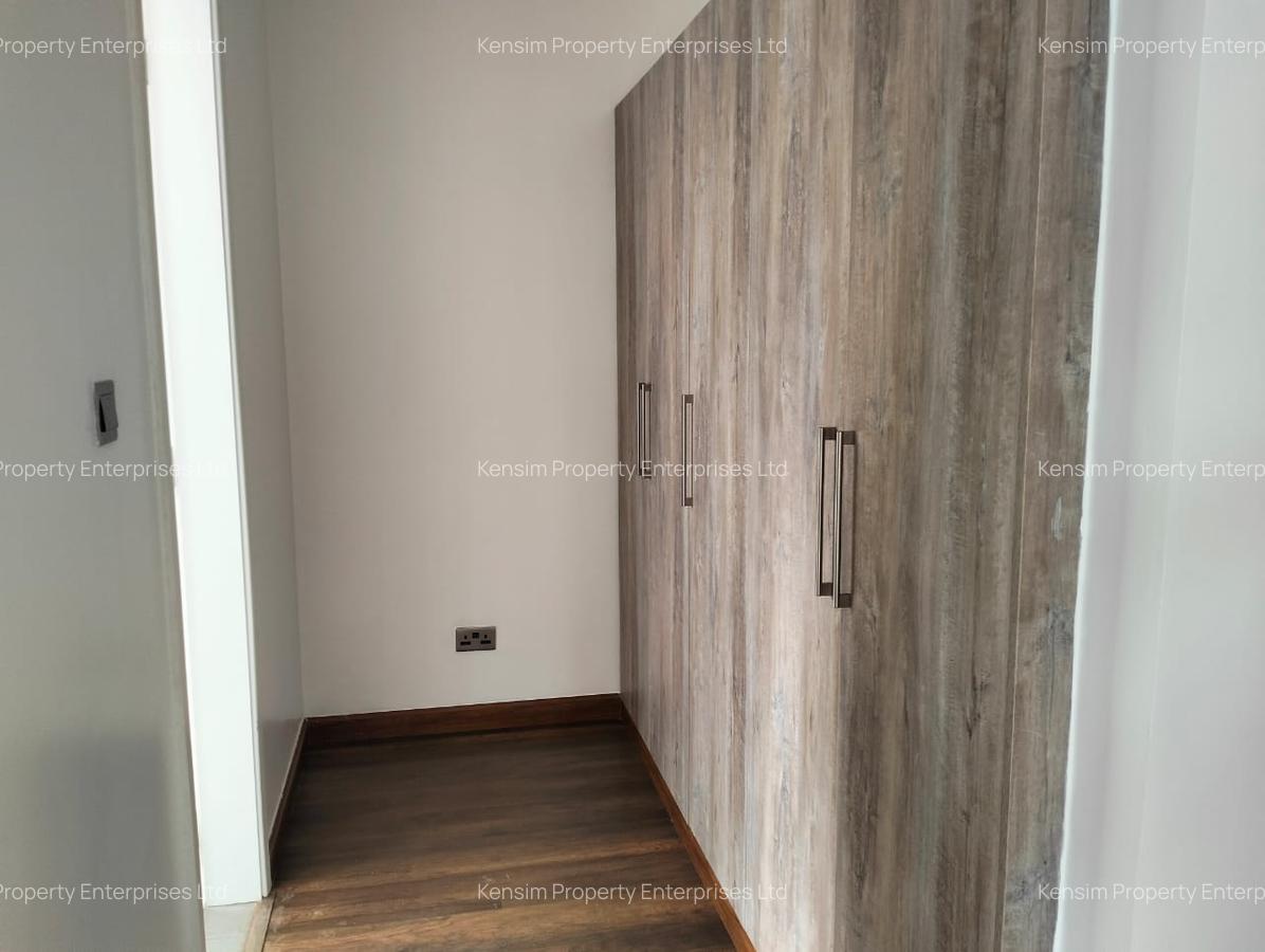 4 Bed Townhouse with En Suite in Lavington - 3