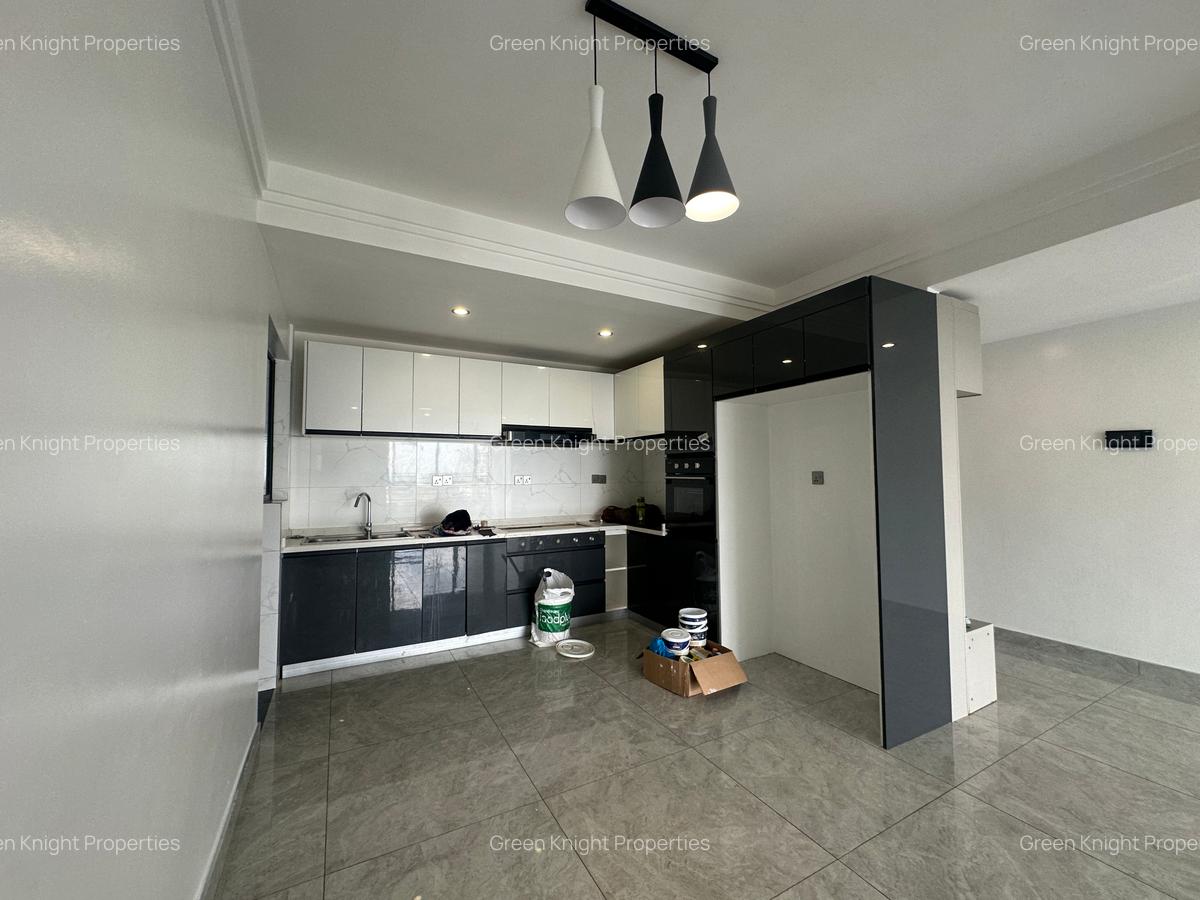Serviced 3 Bed Apartment with En Suite in Kilimani - 4