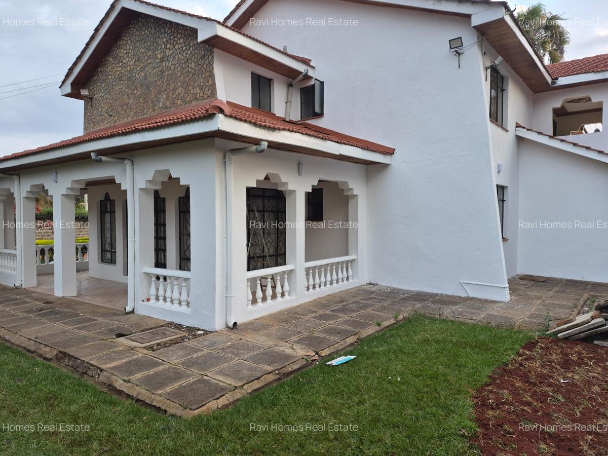 5 Bed Villa with En Suite in Runda - 6