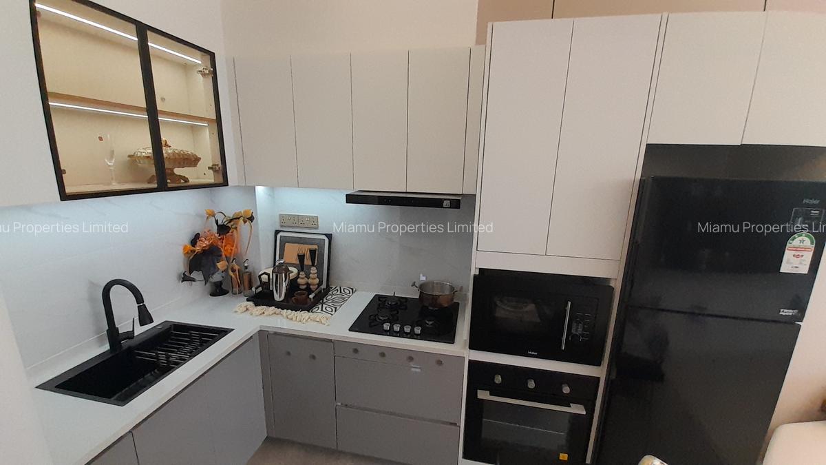Serviced 1 Bed Apartment with En Suite at Westlands Road - 13