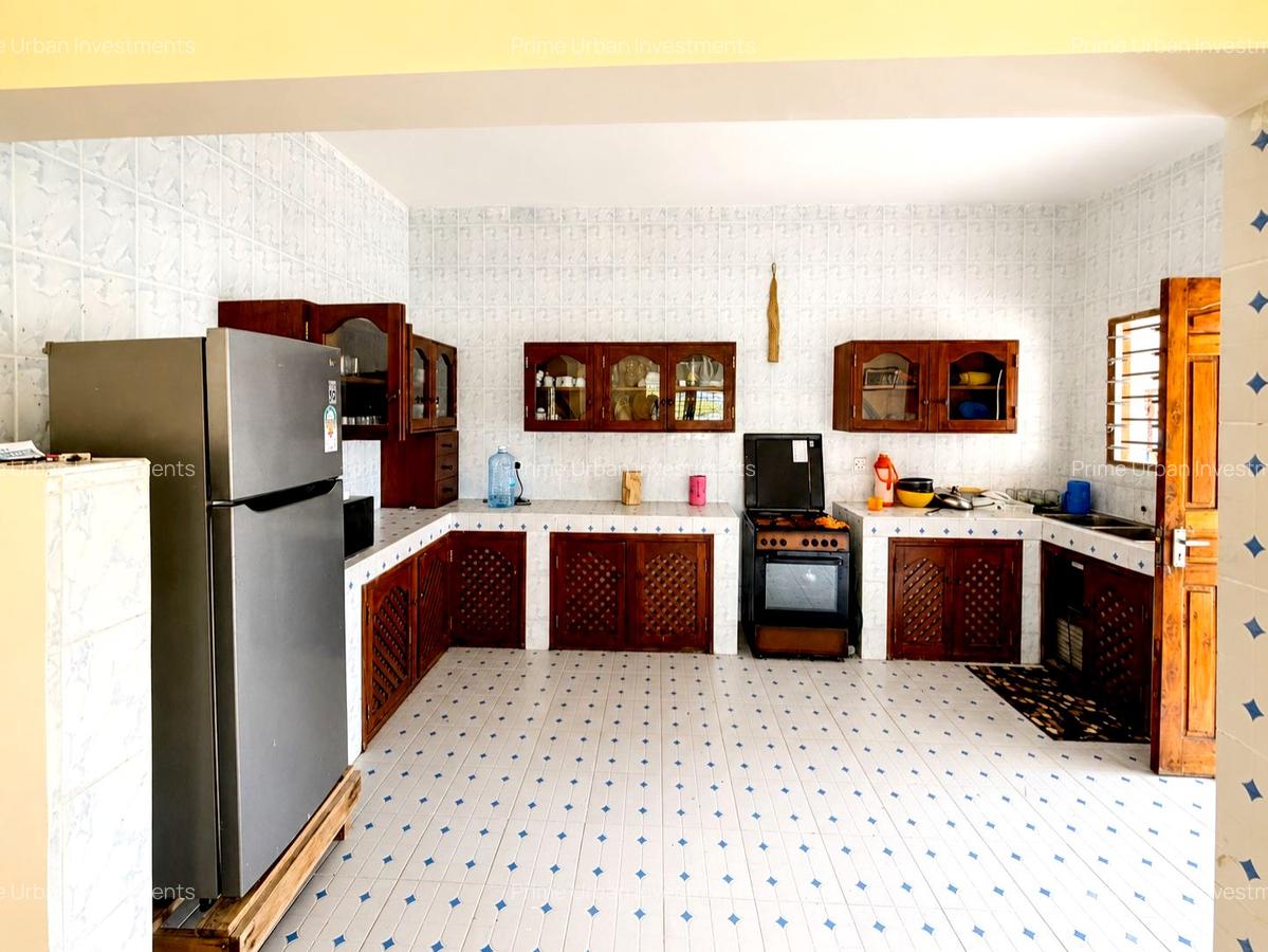 3 Bed Villa with En Suite at Watamu - 11