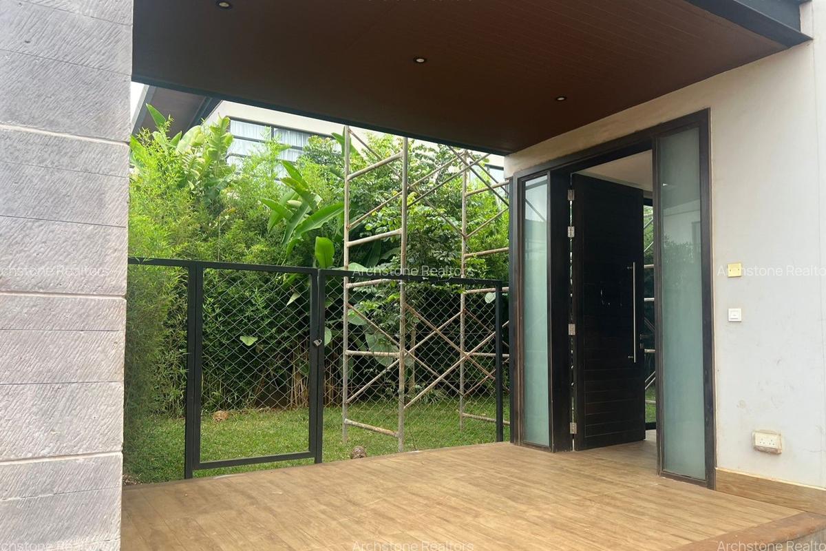 4 Bed Townhouse with En Suite in Runda - 8