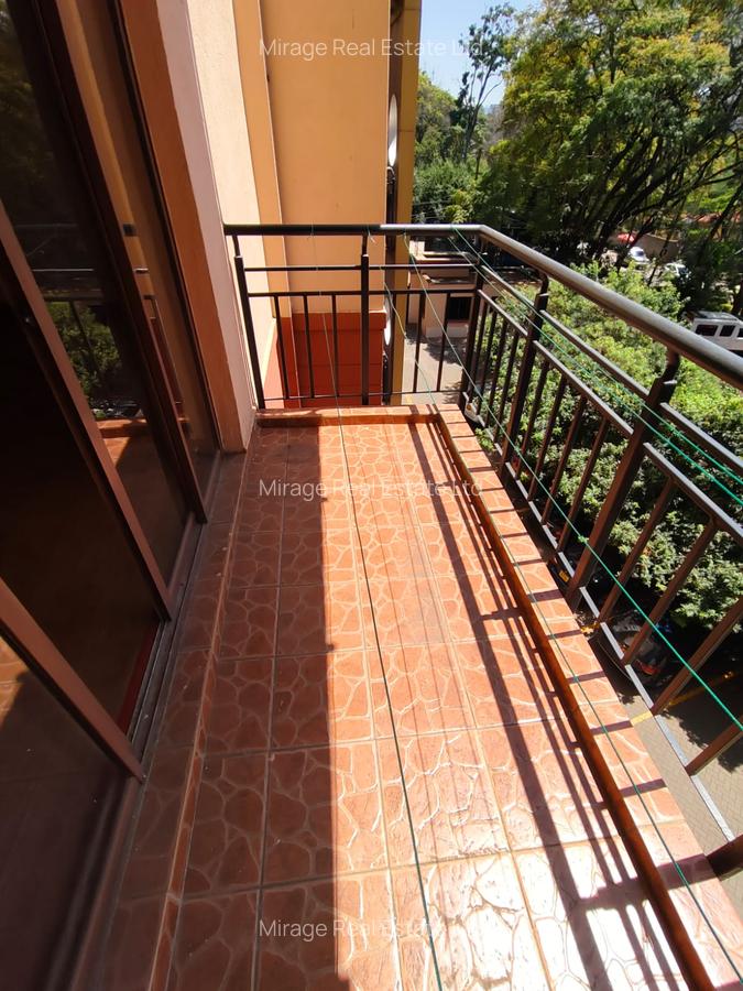 3 Bed Apartment with En Suite in Kilimani - 16