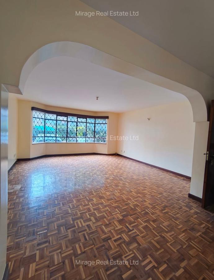 4 Bed Apartment with Swimming Pool in Kilimani - 11