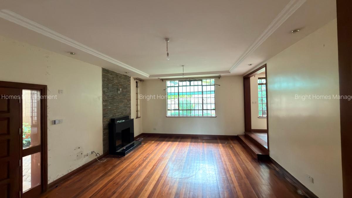 5 Bed Townhouse with En Suite in Lavington - 9