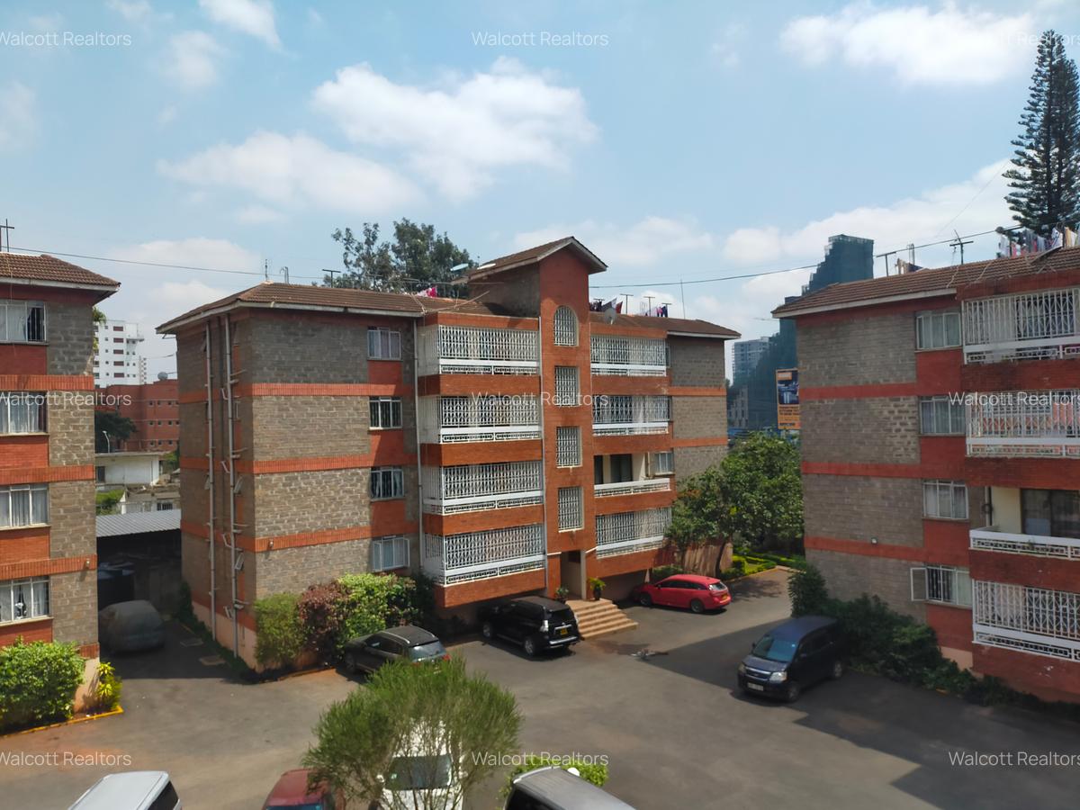 4 Bed Apartment with En Suite in Kilimani - 12