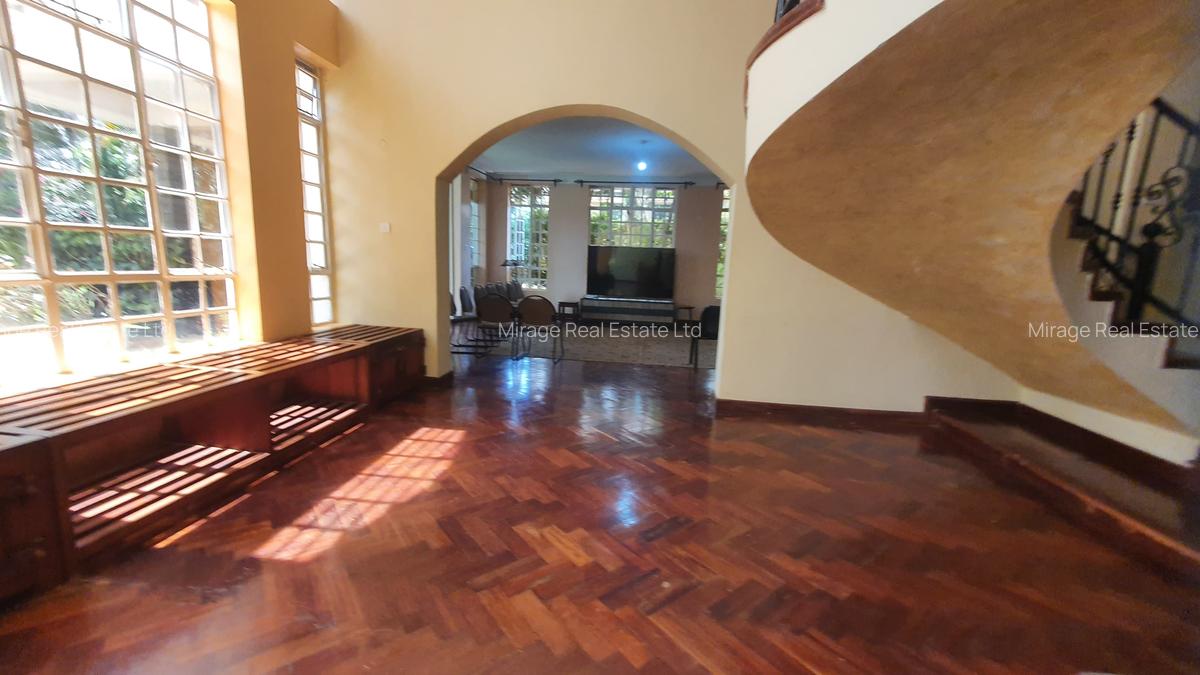 4 Bed Townhouse with En Suite in Karen - 2