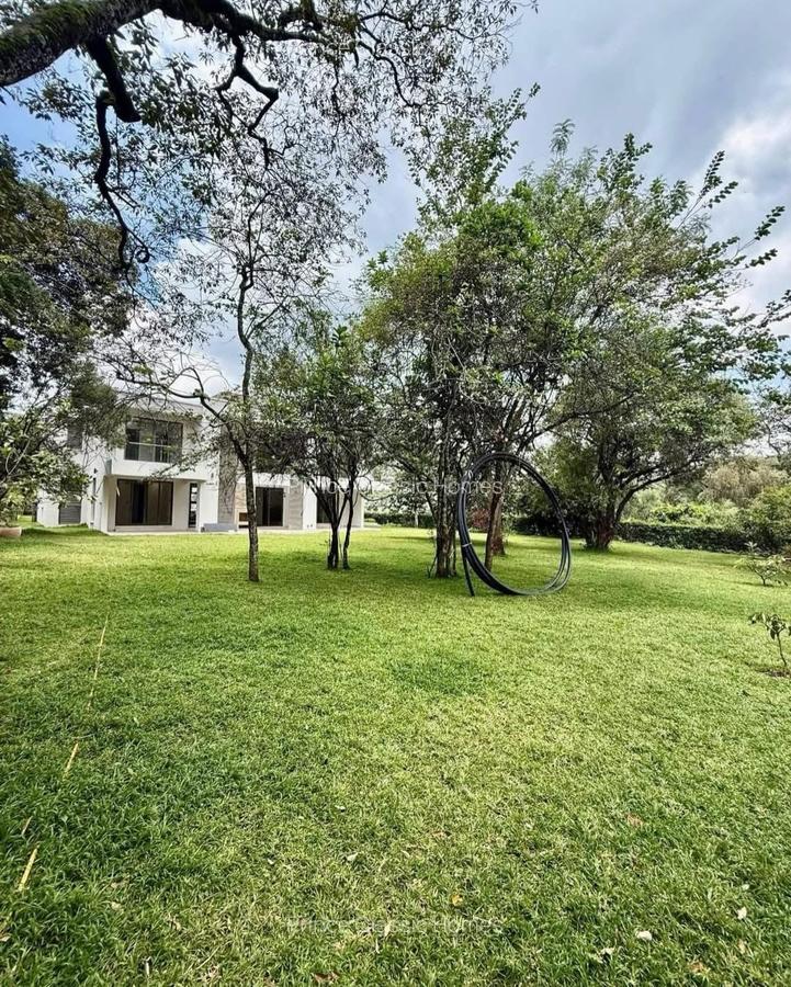 5 Bed Townhouse with En Suite in Karen Hardy - 1